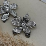 Brincos grandes flor